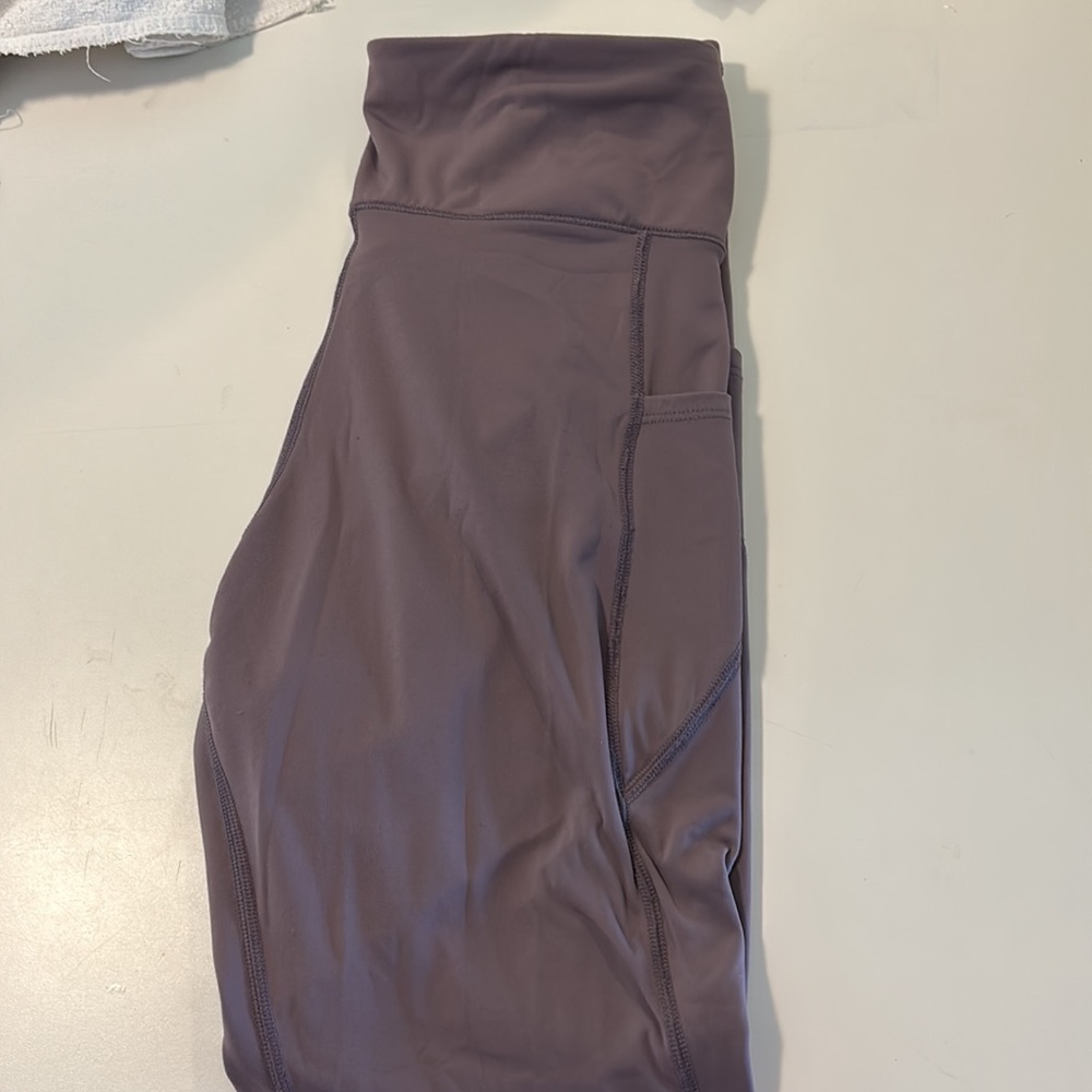 Large purple Aeropostale leggings